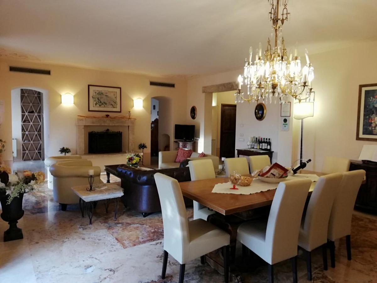 Villa La Valiana - Full Estate In Montepulciano - Heated Pool Valiano Exteriör bild