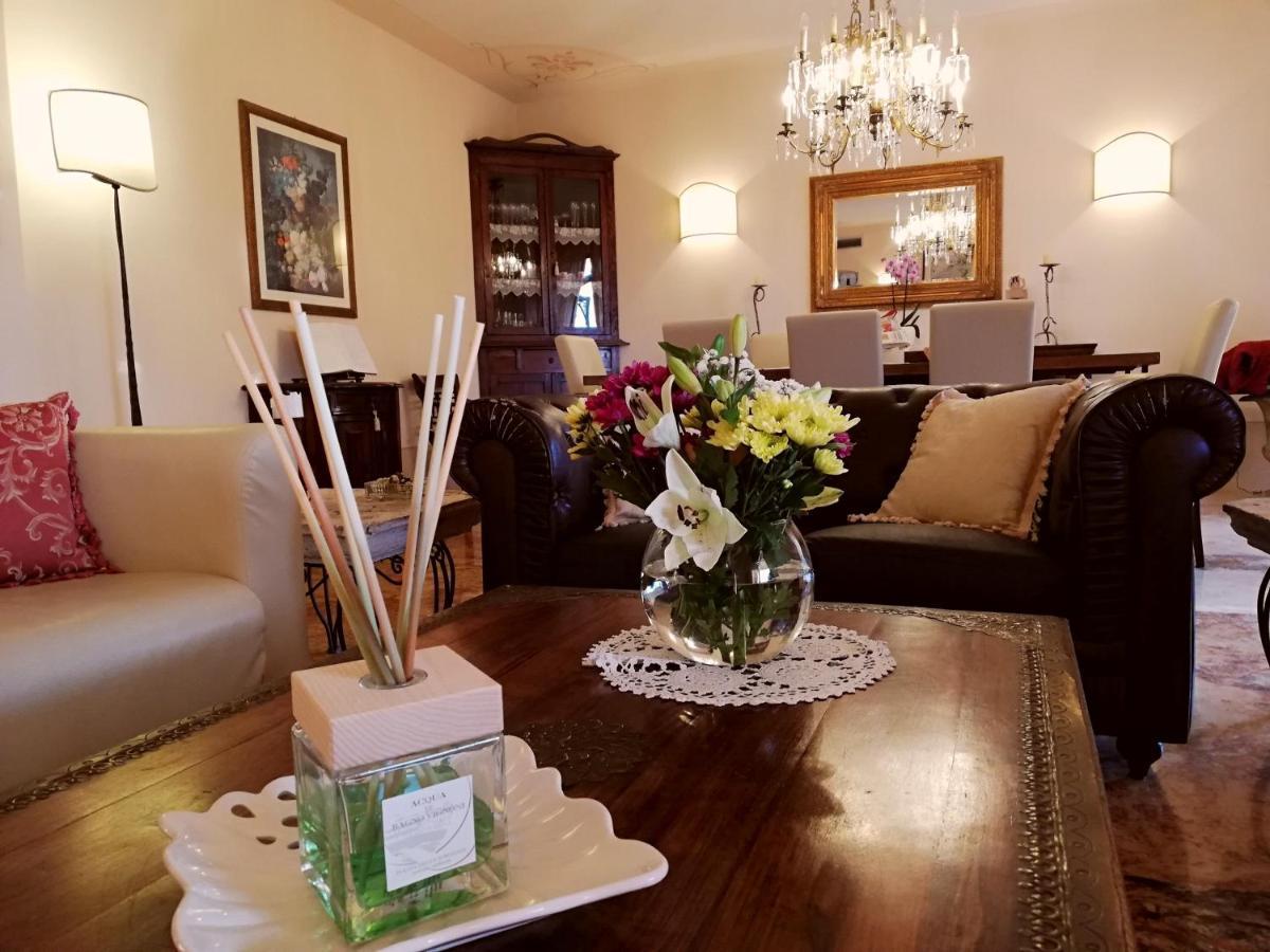 Villa La Valiana - Full Estate In Montepulciano - Heated Pool Valiano Exteriör bild